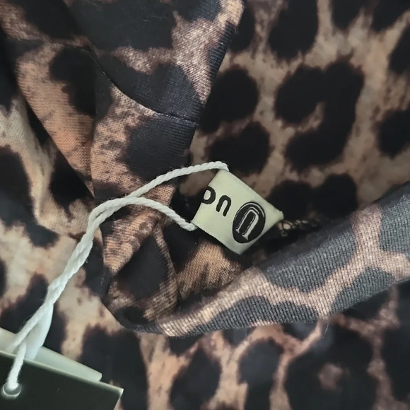 UOOZEE-Animal Print Unique Poncho Style Dress - Picture 9 of 9